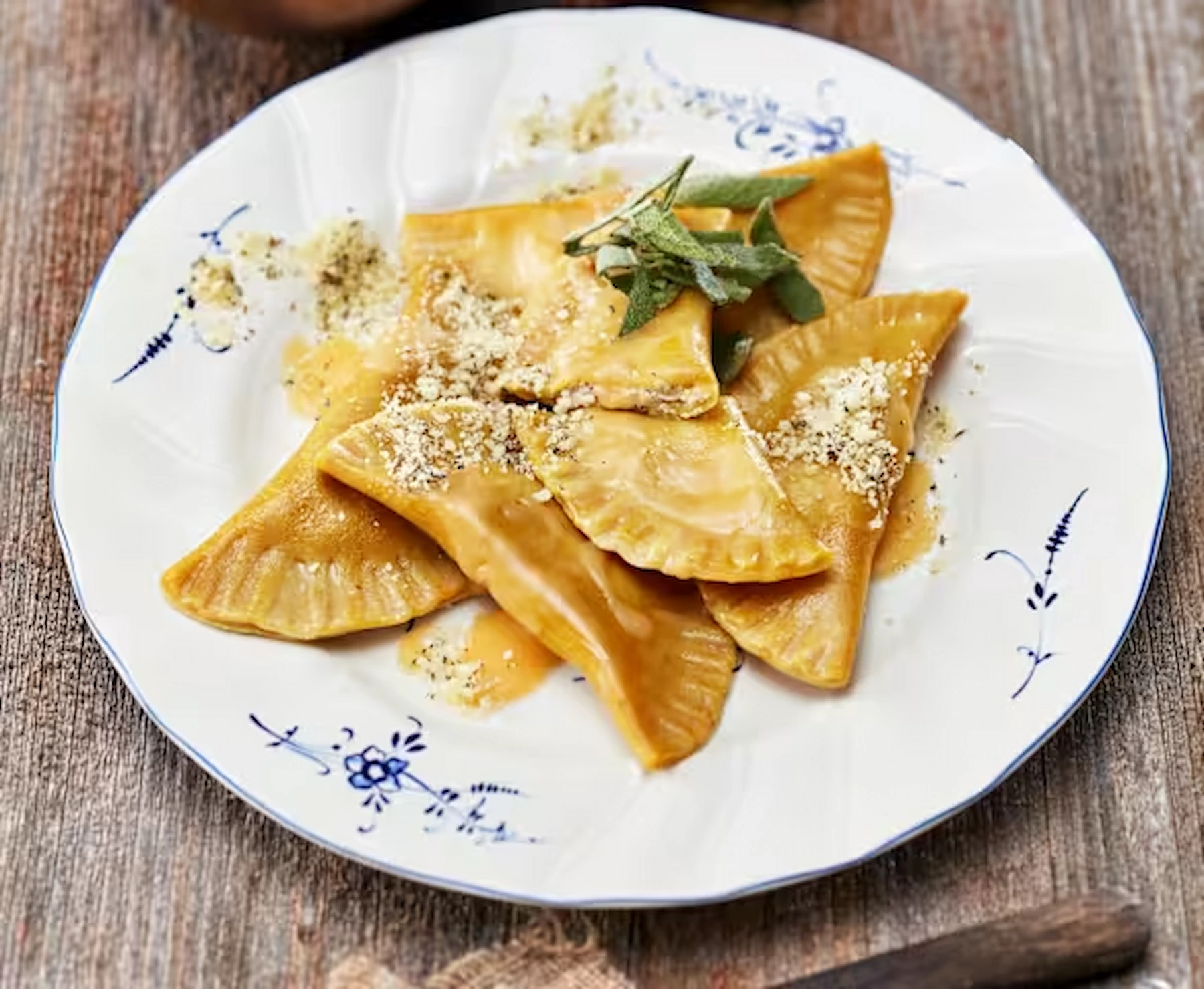 Gastronomia Locale del Picco di Vallandro: Sapori d'Alta Quota